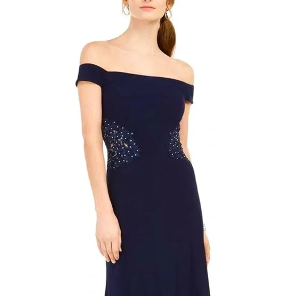 Women’s Formal Dress Size 14 P IGNITE EVENINGS Navy Ruched Off the Shoulder Gown